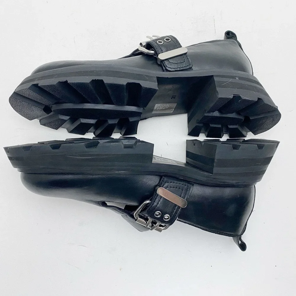 Nasty Gal Chunky Lug Sole T-Strap Mary Jane Platform Shoes Womens 38 (7.5-8 US)‎
